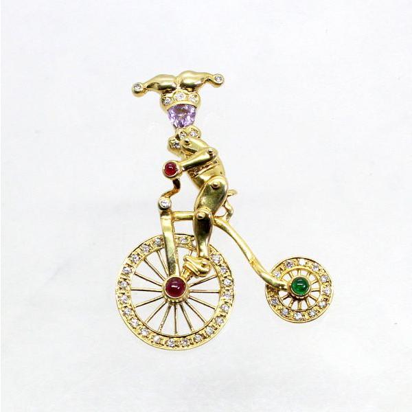 ◎中古美品◎18金 ダイヤ，マルチストーン 自転車に乗ったピエロ 