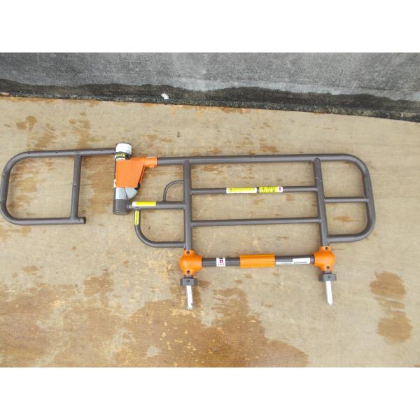 TS-25-0423-09　一部地域を除き送料無料　PZR-116J スイングアーム付きベッド用グリップ