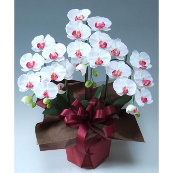 光触媒のコーティングで、除菌・消臭作用もある造花の胡蝶蘭。水やり不要で枯れない造花は、手間がかからない為、開店祝い・開業祝い・開院祝い・移転祝い・新築祝いなど、また、誕生日プレゼントや就任祝いにも人気です。また、温度に関係なく配送ができるの...