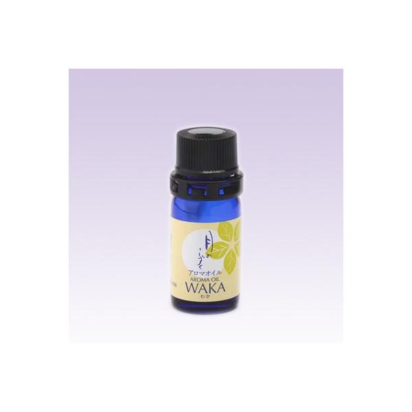 言霊で「わ」は大地、「か」は天から降りた光を意味します。「ゆの里」の香りが天と地をつなぐ役割になってくれるように命名しました。ディフューザーを使って、お部屋の芳香剤として、また「月のしずく」に数滴落し、スプレーボトルに入れて使うルームスプレ...