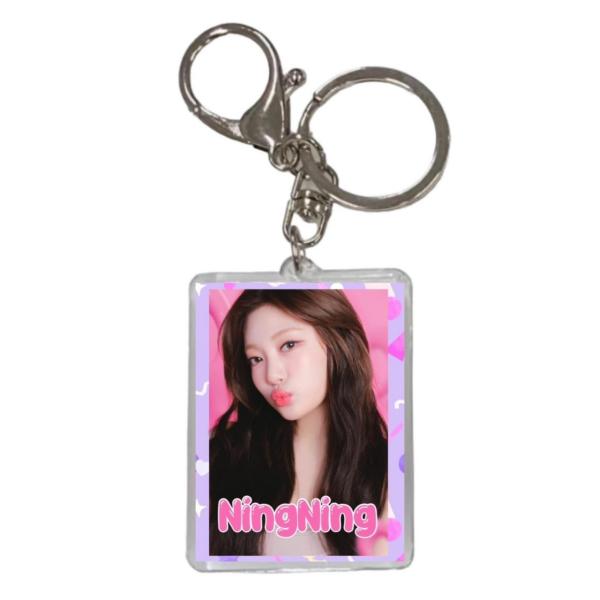ニンニン aespa エスパ 両面 写真入り キーホルダー 韓流 グッズ js165