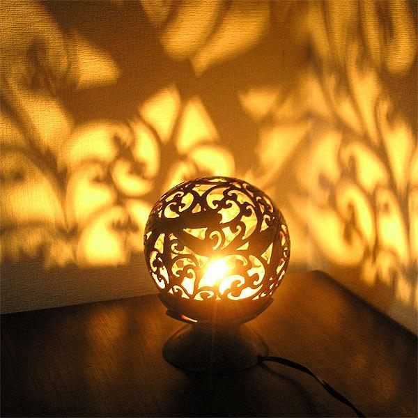 �R�R�i�b�c�̃A�[�g�����v �ی^ �g���{�E�����͗l [���a��15cm] �e�[�u�� �t���A�[���C�g �t�b�g���C�g �������� ���ꂢ�� �A�W�A�������v �Ɩ� �G�X�j�b�N