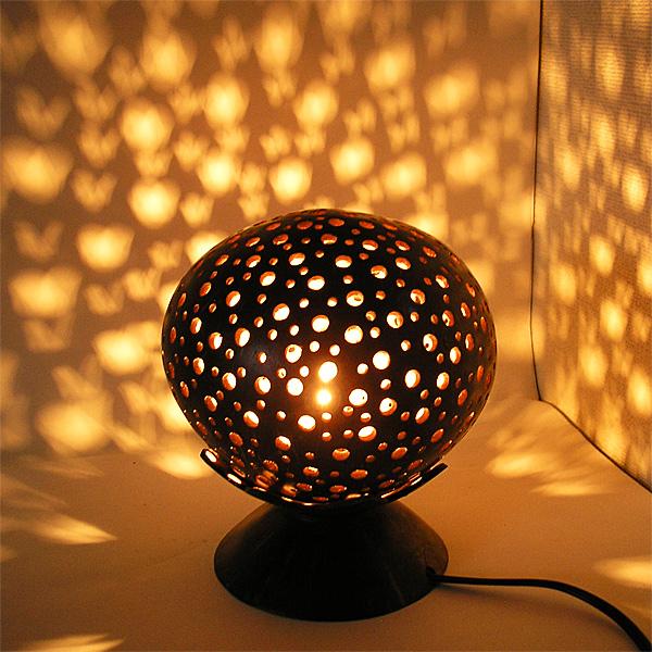 ココナッツ調アートランプ小型の照明レトロ