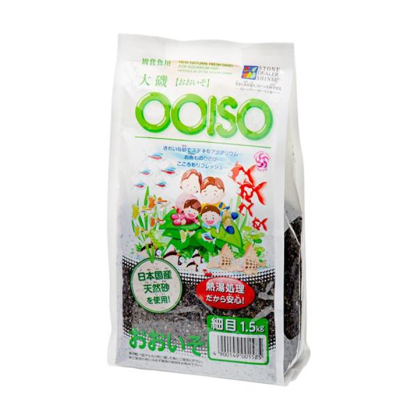 ストーンディーラーシンセー　大礒砂 細目 １．５ｋｇ観賞魚用の砂利として最適な大磯砂です。粒サイズ：約１〜２ｍｍあらゆる観賞魚・水草育成におすすめです。観賞魚に安心な天然底砂を使用しており、水質安定、理想の水つくりに役立ちます。・リニューア...