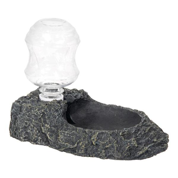 ビバリア　ボトルディッシュボトルに水を入れて差し込んでおくだけで自動給水される爬虫類用の水入れです。ボトルのフタ部分が専用の差し込みキャップになっています。爬虫類が水を飲みやすい平べったい形状で、ケージの角に隙間なく置けるようコーナー加工さ...