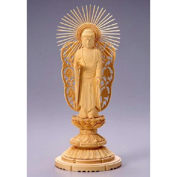 浄土真宗本願寺派で用いる仏像（ご本尊）です。桧の香りが心を和ませるお値打ち価格の桧製丸台（蓮華台）の阿弥陀如来（3.5寸）です。●寸法　総丈: 216mm、台幅: 77mm、奥行: 70mm●材質　桧（ヒノキ）●宗派　浄土真宗本願寺派（菩提...