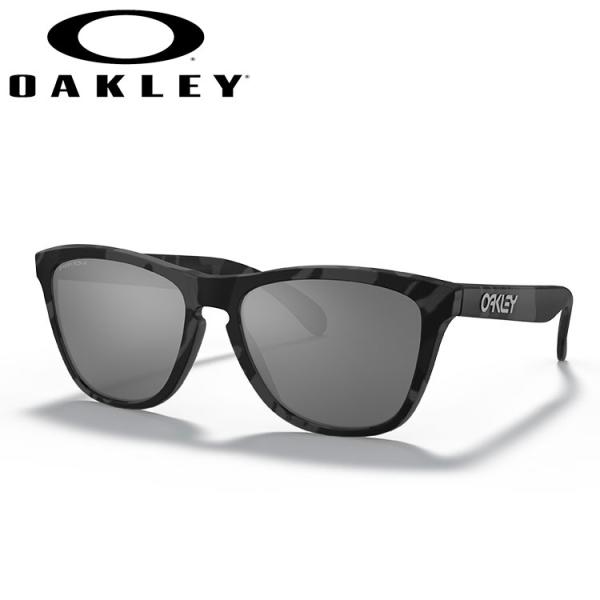 Oakley Frogskins Black Camo Collection OO9245-6554ポップカルチャーにとって、この上ない時代でした。ロナルド・レーガンがホワイトハウスの主で、ターミネーターが大ヒットし、Run DMCはゴール...