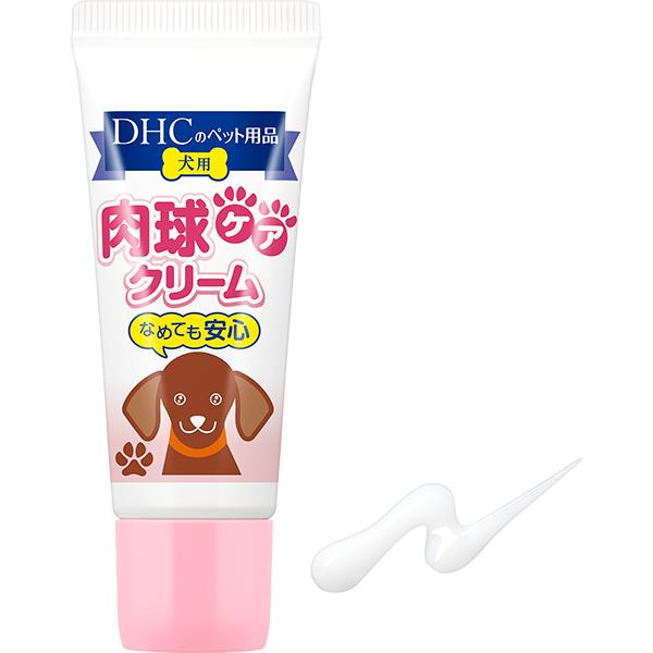 肉球は老化や外気・室内の空調による影響、散歩など、さまざまな原因によって乾燥しがちです。放っておくと、ガサガサになったりひび割れを起こす原因に。乾燥した肉球は滑りやすく、特にフローリングで暮らすワンちゃんはひざや腰などに負担がかかってしまい...