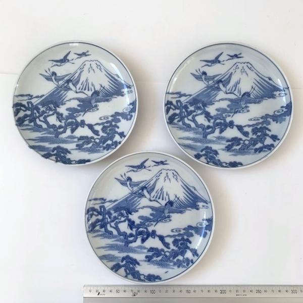 中皿　伊万里焼　富士・鶴・松【骨董品】３枚セット