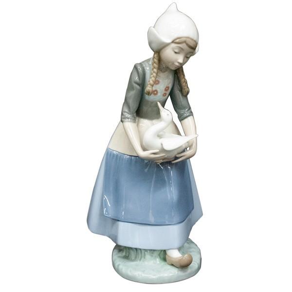 リヤドロ  アヒルと少女 LLADRO リヤドロ （lladro） フィギュリン 少女とアヒル 5066
