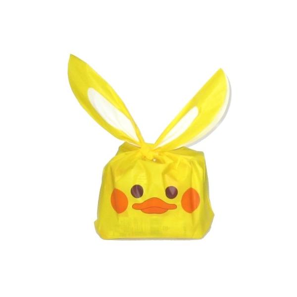 とってもかわいい！アヒルちゃん袋の駄菓子詰め合わせセットが新登場！詰め合わせの内容は、スナック類、グミ類、ラムネ類、いか類、あめ類、チョコレート類（冬季のみ）等からランダムに詰め合わせいたします。袋サイズ：H160×W235×D100ｍｍ（...