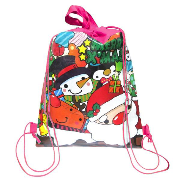 クリスマス２WAYバックの駄菓子詰め合わせです！詰め合わせの内容は、スナック類、グミ類、ラムネ類、いか類、あめ類、チョコレート類（冬季のみ）等からランダムに詰め合わせいたします。品数は約7種類ぐらい入ります。3柄アソート（柄の選択不可）　商...