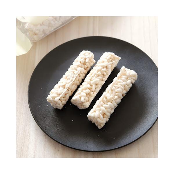 ※翌日発送を心がけておりますが、商品の入荷状況によって　商品の到着が遅れる場合がございます。　何卒ご了承頂けますようにどうぞよろしくお願い致します。ポン菓子はパラパラしていて食べる時に散らかってしまって大変！ こちらのポン菓子は、棒状で子供...