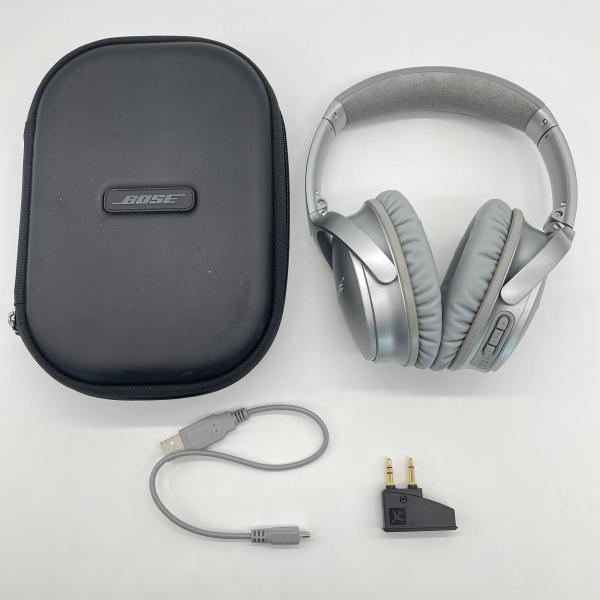 Bose ワイヤレスヘッドホン シルバー 収納ケース付き QuietComfort Bose 35 シルバー ワイヤレスヘッドホン ケース