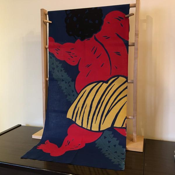 哀愁のある背中と虎のパンツが似合います。和テイストの情緒あふれるてぬぐいです。手ぬぐいタペストリーにも。「節分」本来は季節の移り変わる時のことで、節替りともいう。新しい 季節を迎えるにあたって邪気を払うため『追儺(鬼やらい)』の 儀式が行わ...