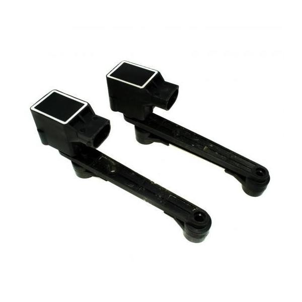 AGATXyV ZT[ RQH100030 LR032106 h [o[W[o[ MK III 2002 2003 2004 2005 2006 1 Pair AL-CC-3281 AL