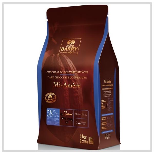 【 商品特徴 】柔らかい酸味が特徴のビターチョコレート。丁寧にローストされたカカオの風味、植物性の柔らかな酸味が持ち味。ピストールタイプだから、必要分量を簡単に取り出してすぐに湯煎にかけられます。削る必要はありませんので無駄が出ず作業の効率...