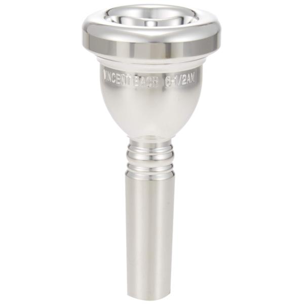 【商品概要】細管用の6 1/2AM と同じカップ、スロート、バックボアで、バストロンボーン（太管）用のシャンク。1st奏者など輝かしい高音域を操作する奏者に向いているサイズです。■直径：25.4mm■カップの深さ：MD（やや深い）■リムの厚...