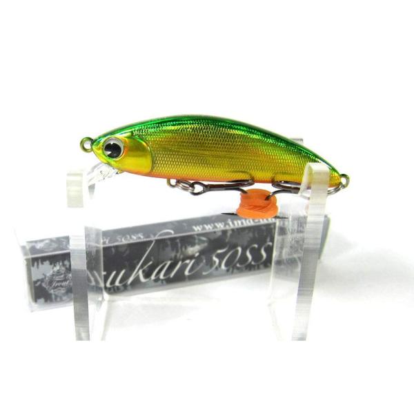 【商品概要】主な対応魚種:シーバス ヒラメ クロダイタイプ:シンキングサイズ:50mm / 重量:5gカラー:アクアマリン #SU50SS-103フック:ST-36BC #12【商品説明】【商品詳細】ブランド：アムズデザイン(ima)商品種...