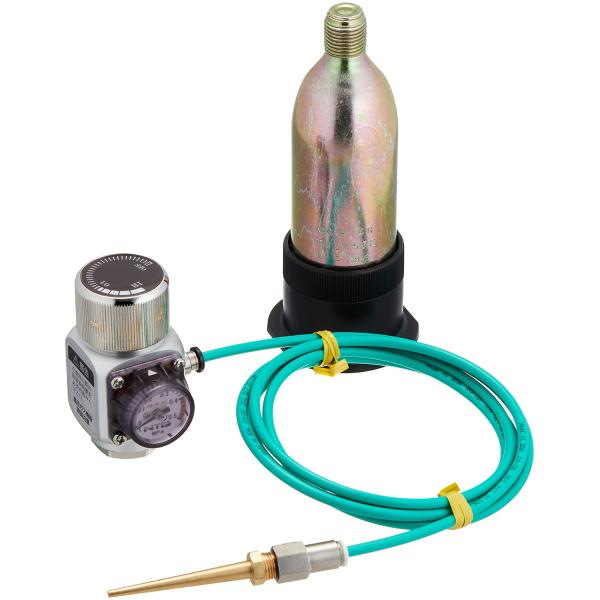 【商品概要】ホース、ノズル付レギュレーター(0.55~0.34MPa吐出調整)質量:1.55kg(ケース含)全高:200mmホース:1.5mアルミケース付【商品説明】【商品詳細】ブランド：イチネンTASCO商品種別：DIY・工具・ガーデン商...