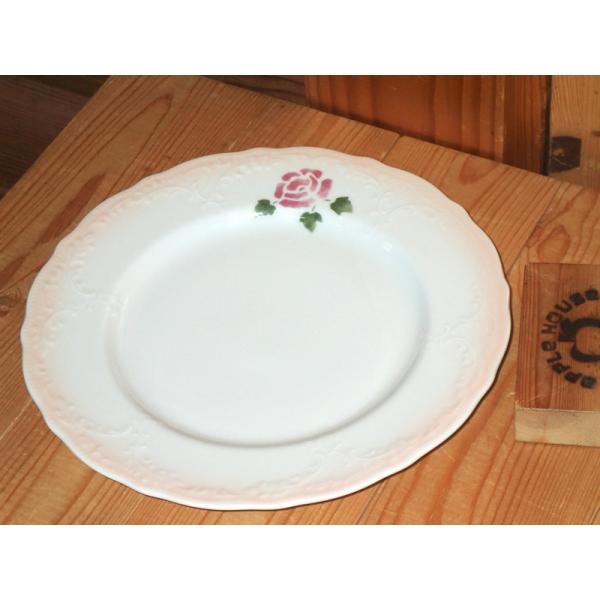 バラ模様の楕円皿とスプーンセット　マニーローズシリーズ バラ模様の楕円皿とスプーンセット マニーローズシリーズ バラ