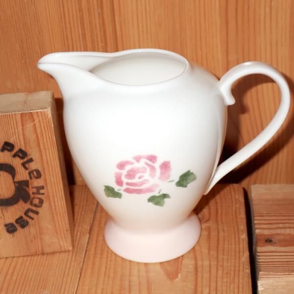 ラ・フロレゾン陶器シリーズデイリー使いにぴったりな陶器アイテムです♪お気に入りを選んで単品で使うのも良いですし、シリーズで揃えても素敵です♪初夏のテーブルウェアとしてテラスなどで使うのもおすすめです♪ラ・フロレゾンとはフランス語で「開花・最...