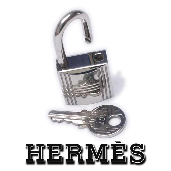 【エルメス】カデナ 107 シルバー HERMES（エルメス） 【美品】エルメス カデナ 鍵107番 バッグチャーム