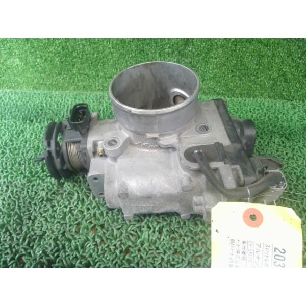 アルテッツァ GH-SXE10 スロットルボディ 202 22030-74081