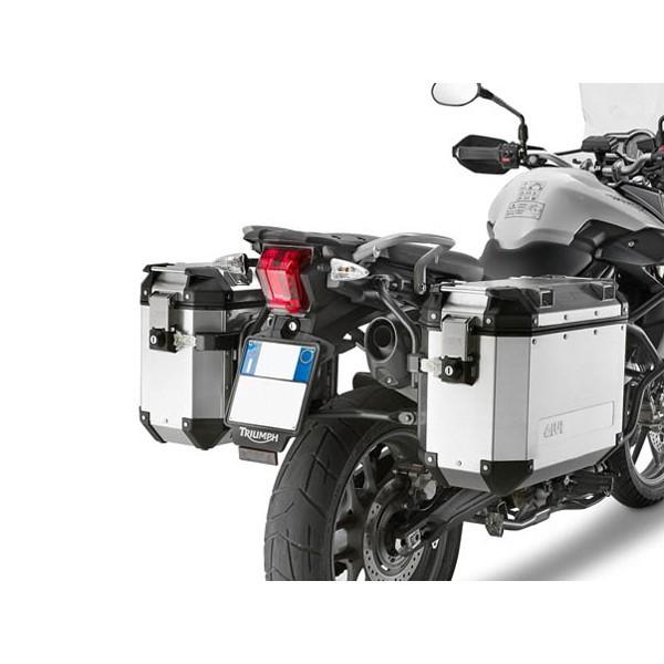 デイトナ D94065 GIVI PL6401CAM パニアホルダー : 4909449487785 