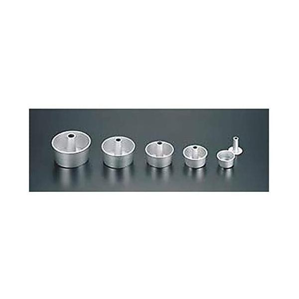 １２cmのシフォンケーキ食べ比べ シフォン型の代用に向く型 型にはまったお菓子なお茶の時間