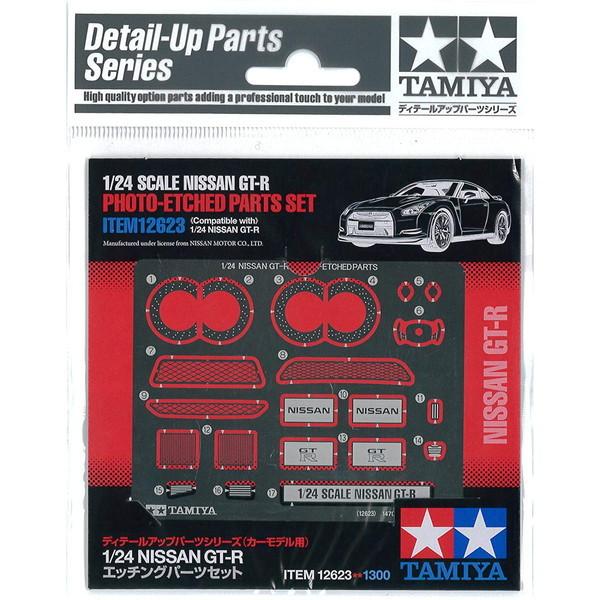 �^�~�� 12623 1/24 NISSAN GT-R �G�b�`���O�p�[�c�Z�b�g
