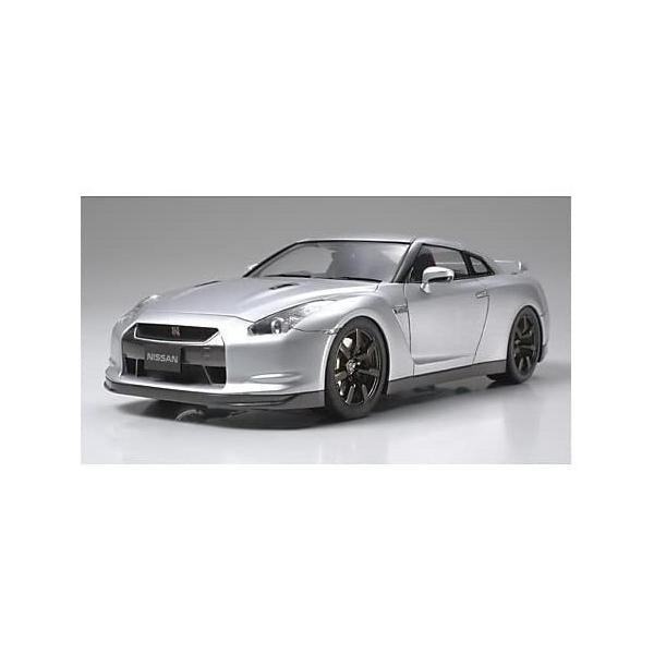 ^~ 24300 1/24 NISSAN GT-R