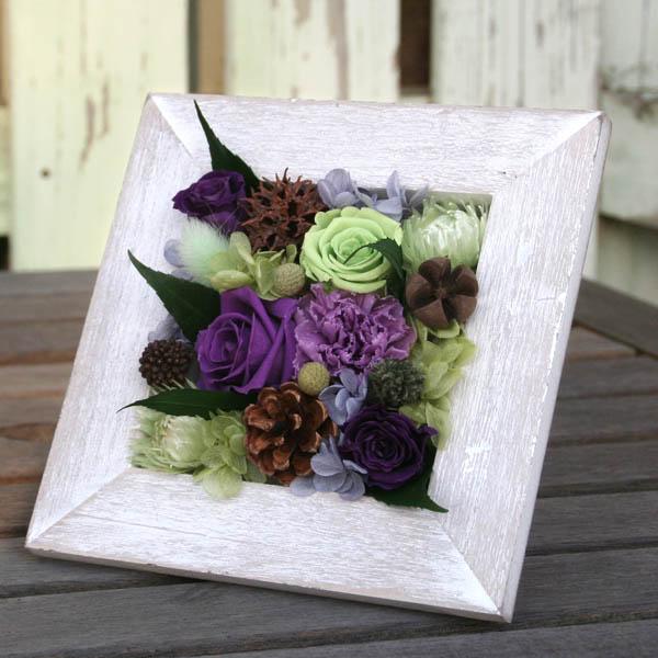 プリザーブドフラワーカントリーフレーム パープル グリーン カーネーションとバラの額入りフラワーアレンジメント 和歌山産フルーツのケーキarancia 通販 Yahoo ショッピング