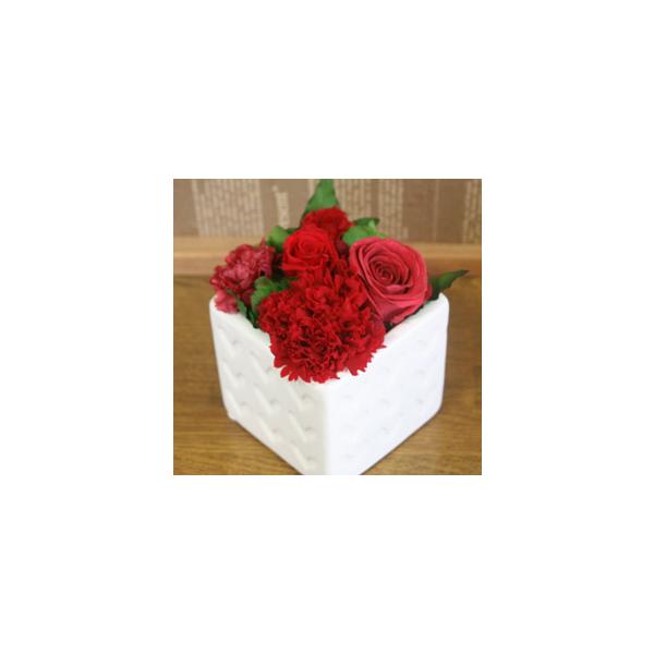 プリザーブドフラワーアレンジメント バラ＆カーネーション ハート型