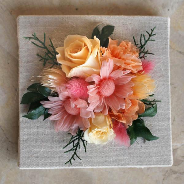 プリティフラワーキャンバス プリザーブドフラワーのデイジー ローズ カーネーションのフラットフレームアレンジ 母の日 Pf Fr Daisy 和歌山産フルーツのケーキarancia 通販 Yahoo ショッピング