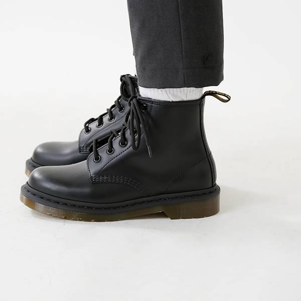 dr martens 6 eye boot