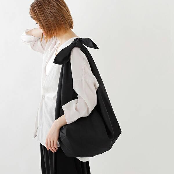 美品　Dulcamara ドゥルカマラ　よそいきトートBAG ブラック　ウール Dulcamara - 【残りわずか】よそいきトートBag | ACRMTSM ONLINE