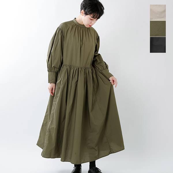 Universal Tissu ユニヴァーサルティシュ シルキータイプライターバンドカラーギャザーワンピース Ut4op022 Aranciato 通販 Paypayモール