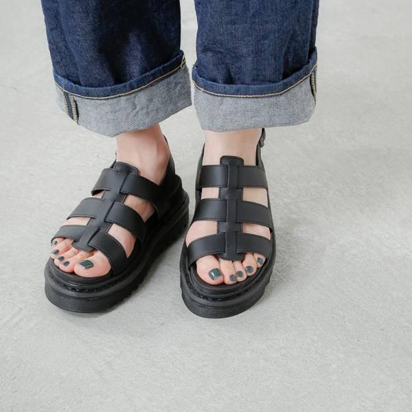 dr martens yelena sandals