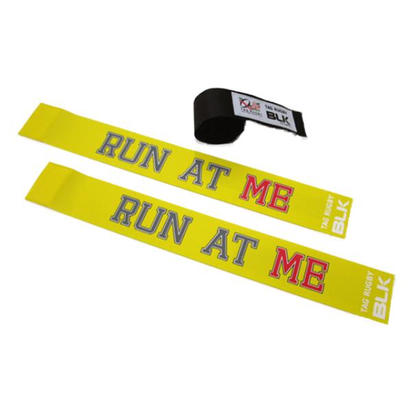 タグ・ラグビー用タグセット（黄色）です。●セット内容：タグ２枚、ベルト1本タグは耐久性に優れた薄手の柔らかい素材です。ベルトは着脱が簡単なマジックテープ式でサイズフリーです（長さ　108cm〜110cm）。全国小学生タグラグビー選手権大会（...