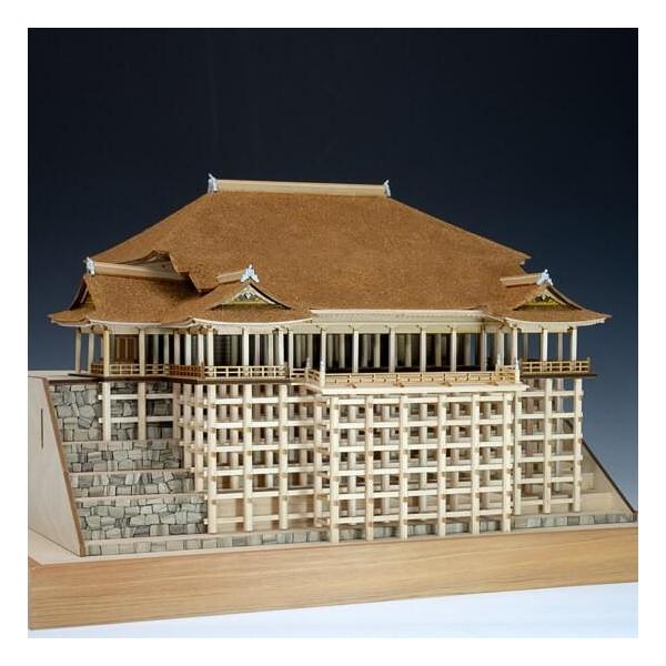 完成寸法（約）：全幅：390mm 奥行：282mm 全高：245mm製作参考時間（約）：80時間精密レーザーカット加工部品を多用し、組み立てやすい骨組みから、優美な曲線を描く屋根まで再現。多数の柱とともに見映えは充分です。木製レーザー部品2...