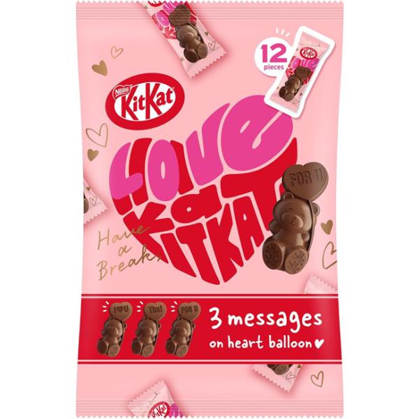 可愛いクマの形をした時期限定の特別な「キットカット」です。手軽に非日常感を楽しめるので、友人や家族へのカジュアルギフトにもピッタリです。デザインにもこだわり、季節のムードが直感的に感じられ、特別感がある雰囲気に仕上げています。「キットカット...