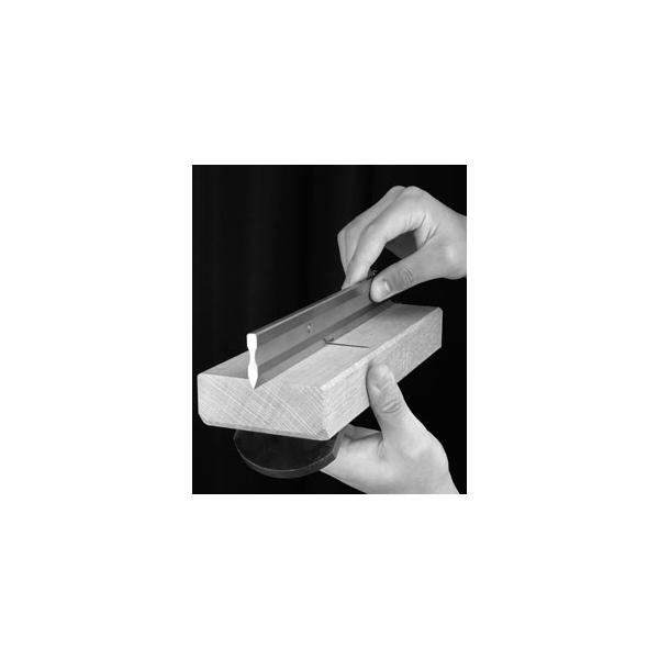 プレーンストレッチ 鉋用下端定規 340mm 溝付 越翁 : 大工道具 プレーンストレッチ 鉋用下端定規 340mm 溝付 越翁 : 大工道具
