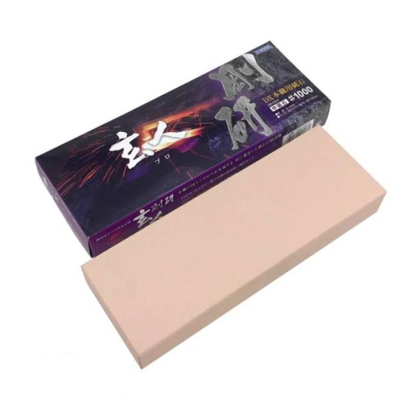 【特長】・職人の技とこだわりに応える剛研シリーズ 玄人・高い平面保持力と瞬削力・刃こぼれ、刃先の修正などにご使用ください。中砥石の前に使用する事で刃つけ作業の時間短縮にも【仕様】・サイズ(mm):210x75x30・粘度:#1000【使用方...