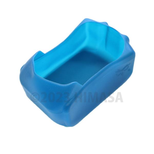 【特長】マキタ バッテリー用のシリコン保護カバーです。バッテリーは付属しません。薄さわずか約0.1mm。衝撃吸収層がバッテリー本体にかかる衝撃を減少。バッテリーをやさしく包み込み、キズや汚れから守る。カバーは水洗いができます。柔軟性の高いシ...