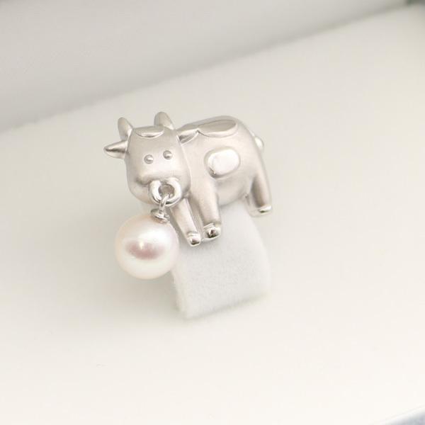 真珠 パール ブローチ タイタック あこや真珠 7mm-7.5mm ホワイトカラー アコヤ真珠 タイタック 動物シリーズ ウシ シルバー 12106