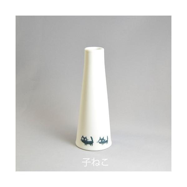 有田焼 花瓶 一輪挿し 仁和窯 楽天市場】【ふるさと納税】仁窯 枝垂桜文細口花瓶（赤書