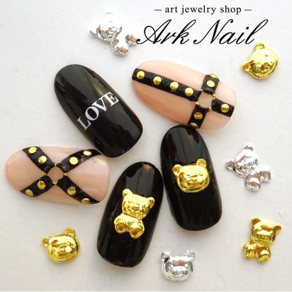 ネイルパーツ　 熊ペットボトル大5個付き　3/7まで8650円　18個→2万円 ネイルパーツ 熊ペットボトル大5個付き 3/7まで 18個→2