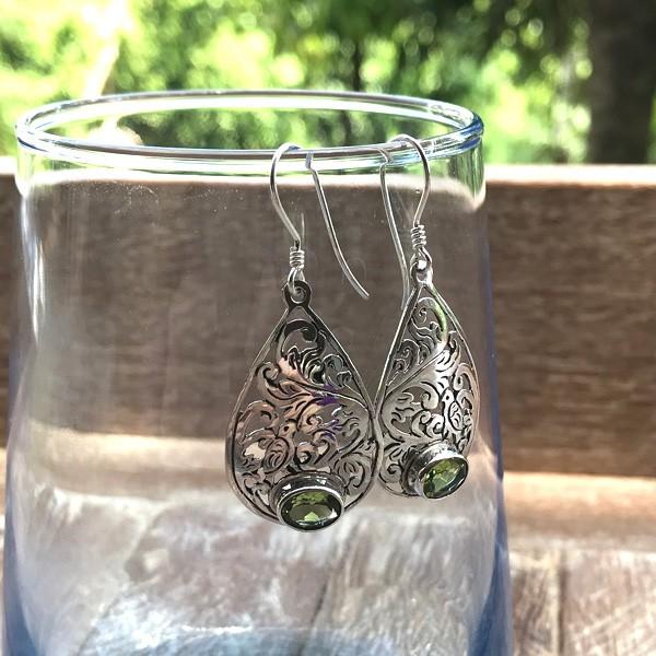 バリ彫刻モチーフピアス（Bタイプ） ／ シルバーピアス バリ島シルバー