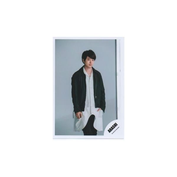 櫻井翔 嵐 公式生写真 Untitled 衣装黒 白 背景グレー Buyee Buyee Jasa Perwakilan Pembelian Barang Online Di Jepang